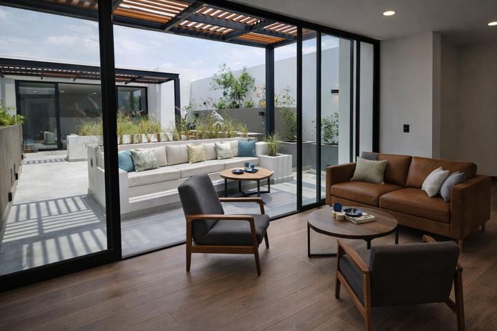 Estancia junto al roof top